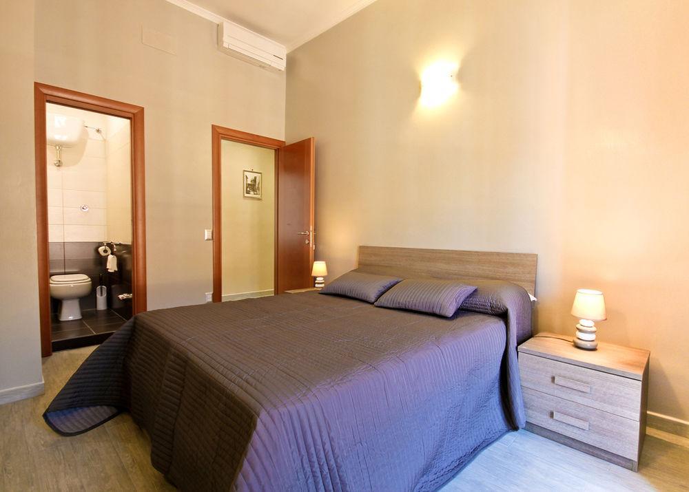 רומא San Pietro'S Home - Guesthouse מראה חיצוני תמונה